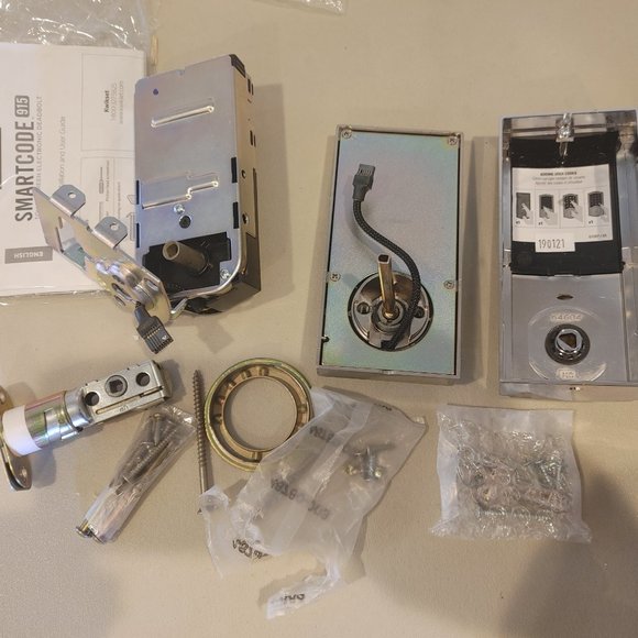 Replacement Parts (For Parts/ NOT WORKING) KWIKSET SMARTCODE 915 TOUCHSCREEN - Picture 3 of 4